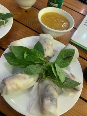 Vietnamese rolls  at Tinh Quan in Hue