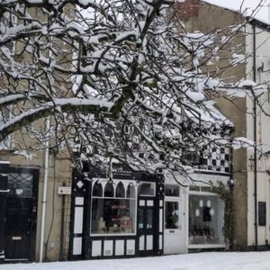 Who's that peaking through the snow? ❄️ It's Natural Choice! 
Did you know our refill station now includes more flavours and types? If you're going plastic free in 2025 pop in at Natural Choice in Knaresborough