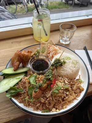 12  at An Chay in Zurich