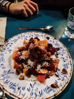 Dessert: Coconut creme with fruits, caramelised nuts and ice creme at Mariposas in Marseille