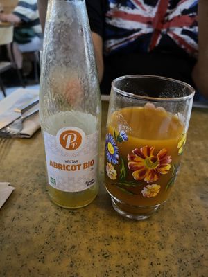   at Mariposas in Marseille