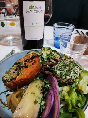  at Mariposas in Marseille