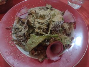 Main dish at Mariposas in Marseille