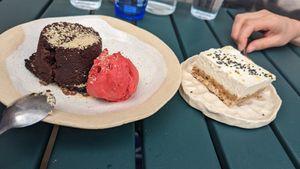 Chocolate fondant and citron tart at Mariposas in Marseille