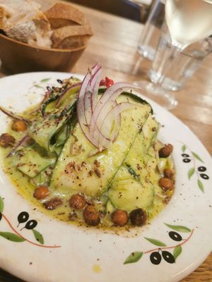  at Mariposas in Marseille