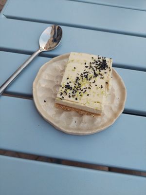  at Mariposas in Marseille