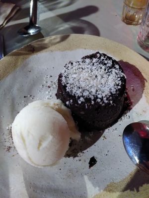  at Mariposas in Marseille