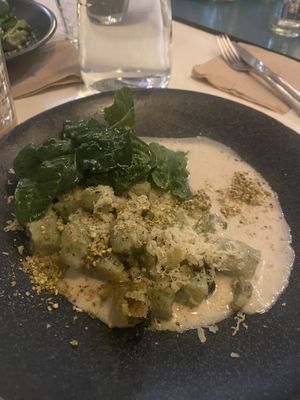 Plat principal gnocchis épinard   at Mariposas in Marseille