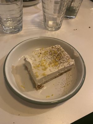 Dessert cheese-cake  at Mariposas in Marseille