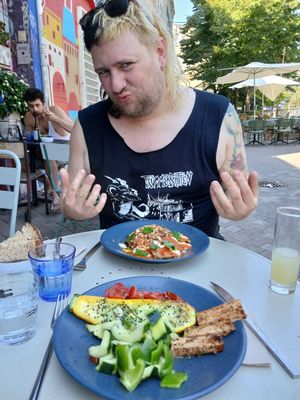  at Mariposas in Marseille