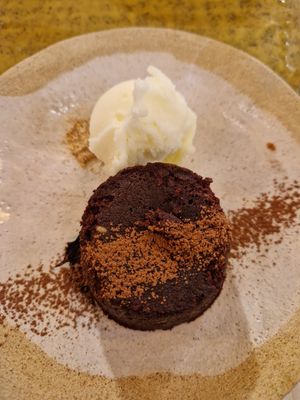  at Mariposas in Marseille