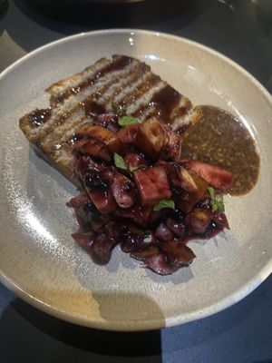 Dessert: lemon cake   at Mariposas in Marseille