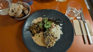  at Mariposas in Marseille
