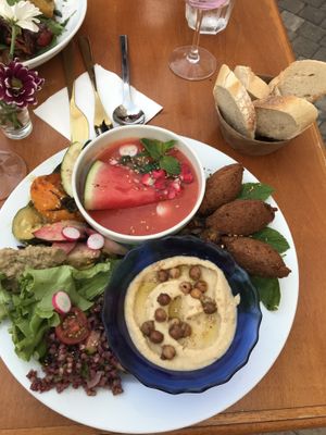 Three appetizers, falafel, gazpacho, hummus at Mariposas in Marseille