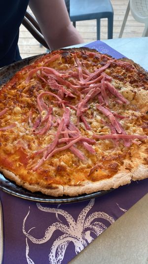 Gluten free pizzaa  at Blue Bar Beach Club in Calella