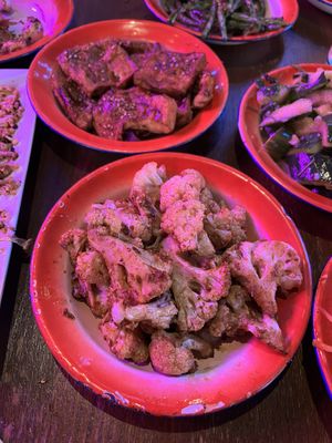 Tofu grillé et mariné épicé 🌶   at Tonton Máo in Paris