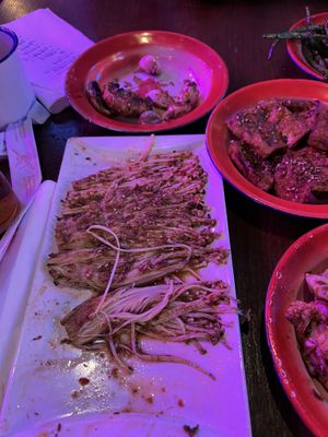 Champignon chinois effiloché   at Tonton Máo in Paris