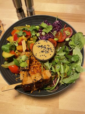 Rainbow Bowl  at Ma'Rinas - Veggiezz in Karlsruhe