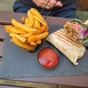 Gyros Wrap at Ma'Rinas - Veggiezz in Karlsruhe
