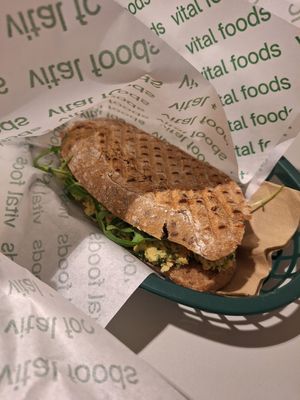 Chickpea pesto sandwich #Veganuary at Vital Foods in Copenhagen