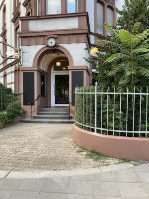 Entrance  at Hohenheim & Söhne in Frankfurt