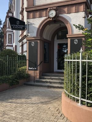 Entry   at Hohenheim & Söhne in Frankfurt