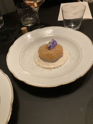   at Hohenheim & Söhne in Frankfurt