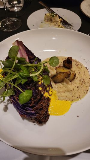  at Hohenheim & Söhne in Frankfurt