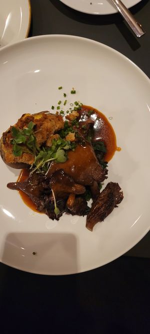  at Hohenheim & Söhne in Frankfurt