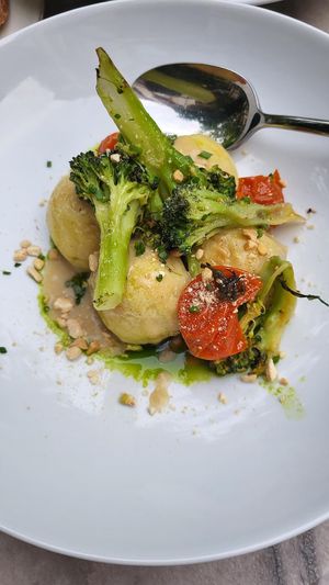  at Hohenheim & Söhne in Frankfurt