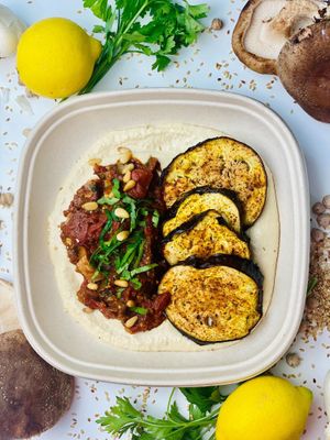 Lachmajiin at Plant Daddy's Kitchen in Oceanside