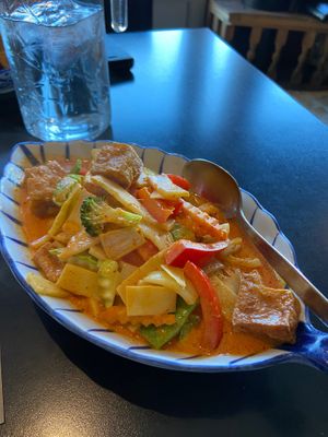 Vegan curry 🌱 at Thai Garden Restaurang in Tomelilla
