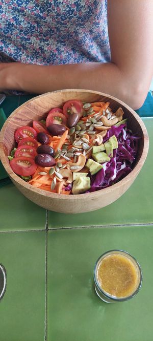 sunshine salad at Akar Cafe in Lovina