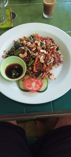 fried rice at Akar Cafe in Lovina