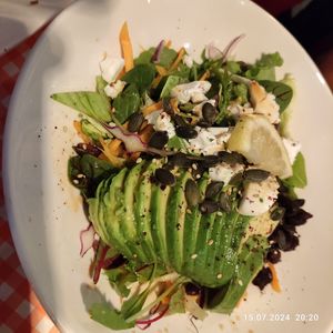 Avocado salad at TerraZen Centre in Amsterdam