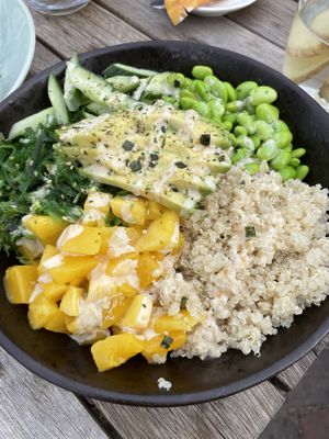 Buddha bowl  at Buurten in de Fabriek in Utrecht