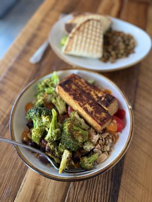 Piri Piri salad. Minus chickpeas, plus tofu    at NU Kitchen in Newburyport