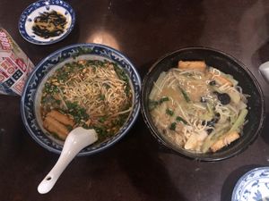 Hida miso ramen and Chinese chive ramen  at Heianraku in Takayama