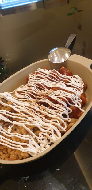 Rice with Chicken at Cosmos Grocery Cafe in Seoul