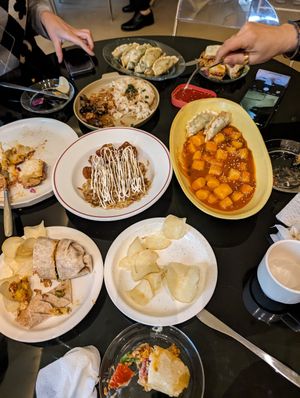  at Cosmos Grocery Cafe in Seoul