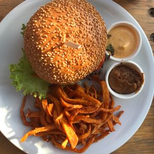 Thai Pea Burger  at EmmaPea Vegan Food and Bar in Berlin