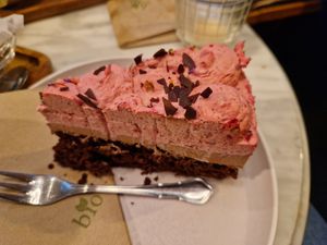 Vegane Kirschschokotorte at Café Schwarzer Riese in Aschaffenburg