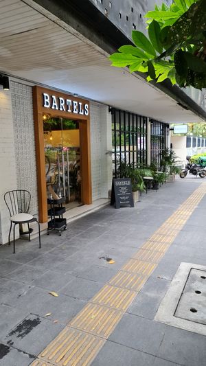 Exterior with some outdoor seating at Bartels in Bangkok