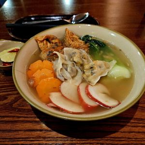 Wonton noodle soup at CHAYFOOD in Hanoi