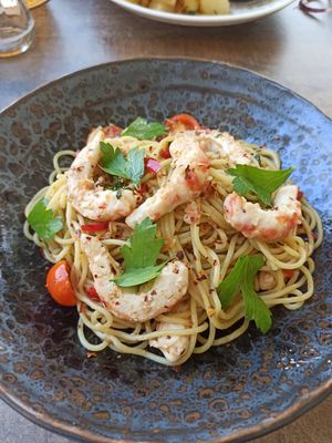 Spaghetti met "garnalen" at Vegan House in Prague