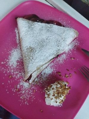 Crepa PASSION (Nutella y fresa) at Sin Pecado - Food Stall in Mexico City