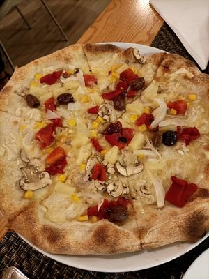  at Pizzeria Daje in Loule