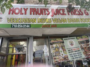 Can't get enough of this place! The owner is super nice! There is seating area inside now! at Holy Fruits Juice Press in Bronx