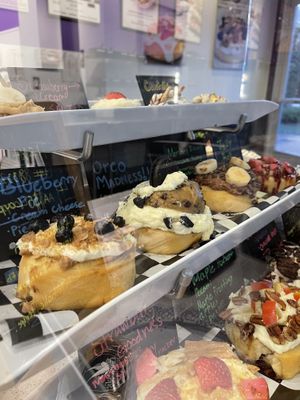 Oreo Madness  #Veganuary at Cinnaholic in Tempe