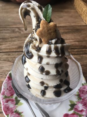 Mini parfait with black sesame sauce at Vegans Cafe and Restaurant in Kyoto